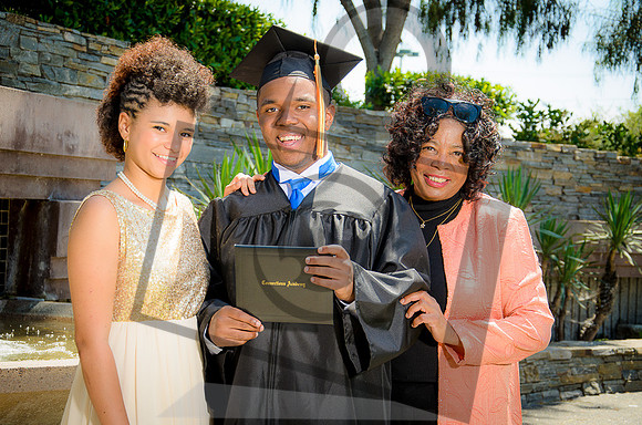 Formal Portraits HS-1052